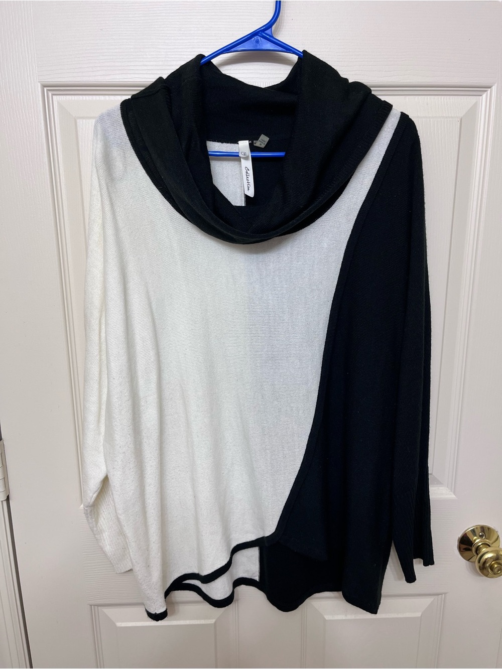 NY Collection Black and White Colorblock Cowl Sweater